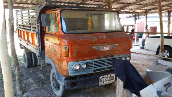 ขาย Hino km 6 สูบ ดั้มใหญ่ ไม่มีทะเบียน