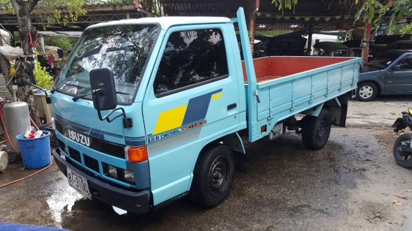 ขายอีซูซุ4ล้อกลางพร้อมใช้งาน