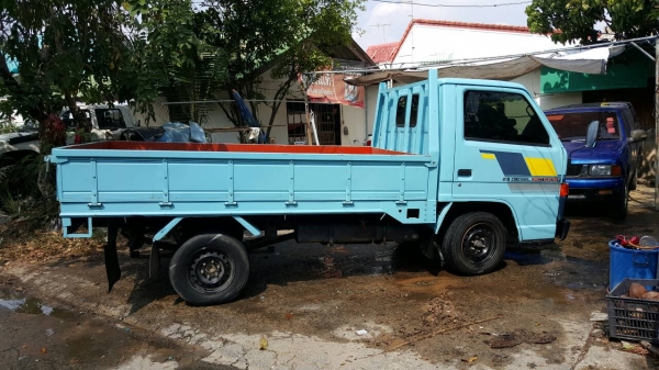 ขายอีซูซุ4ล้อกลางพร้อมใช้งาน