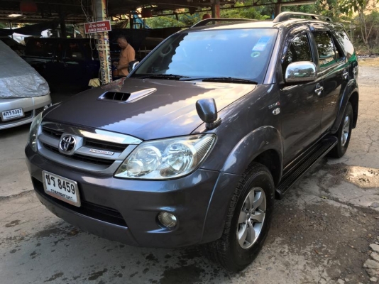 ขายโตโยต้าฟอจูนเนอร์ตัวท็อปสุด 3000 v ปี 07