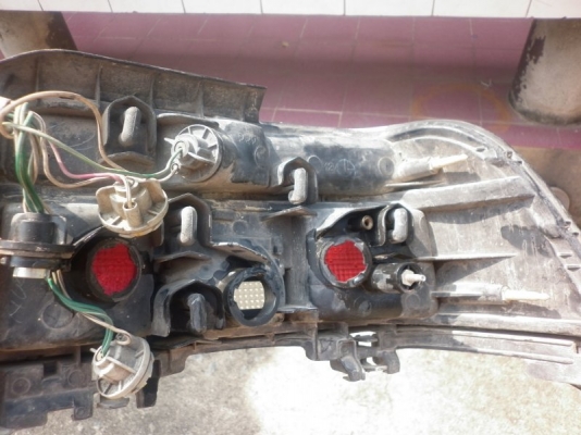 ขายไฟท้าย TOYOTA 3ห่วงด้านซ้ายของเเท้