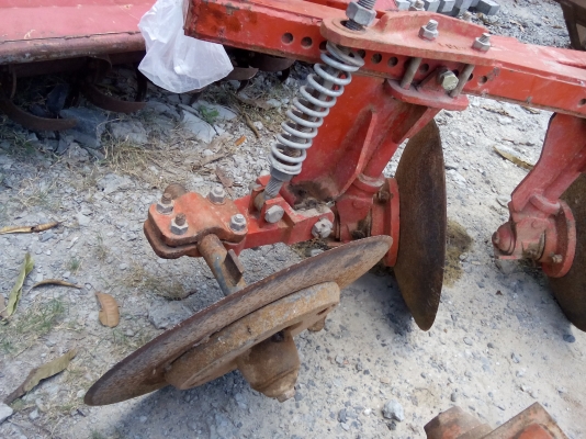 การบุกเบิก ยี่ห้อ lcs ใส่ 34-36-45-47