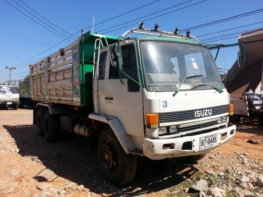 ขายดั้ม2เพลา ร็อกกี้175แรง เครื่องดี แคชซีสวย พ.เพาเวอร์ เบรกทิฟฟี่ สภาพพร้อมใช้งาน เอกสารพร้อมโอน สนใจโทร 090-8588220คุณนะ 093-3258446คุณบิว หรือเข้าดูสินค้าอื่นๆได้ที่ www.truck.in.th/498 หรือเพจFacebook ณรงค์ ซื้อขายรถมือสอง (เว็บไซต์ส่วนตัว) หรือFaceb