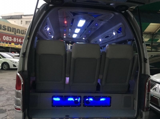 TOYOTA COMMUTER 2.5ดีเซล เกียร์ MTปี2011 โทร 098-919-0159 ดาวออโต้เบสท์