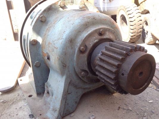 ขายหัวเกียร์ Cycro drive Sumitomo อัตราทด 1:11 ขนาดใส่กับมอเตอร์ 30HP. สภาพดี พร้อมใช้งาน ขายหัวเกียร์ Cycro drive Sumitomo อัตราทด 1:11 ขนาดใส่กับมอเตอร์ 30HP. สภาพดี พร้อมใช้งาน