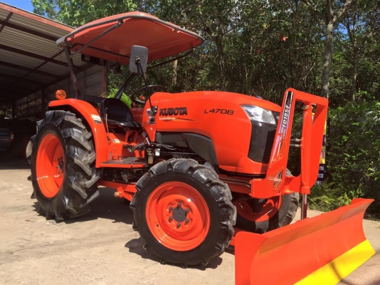 ขายรถไถ Kubota L4708(4WD) พร้อมใบมีดและผานพรวนช้าง 24x5 พร้อมใช้งาน