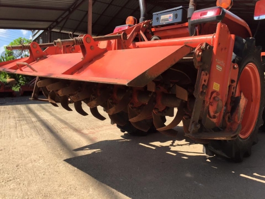 ขายรถไถ Kubota L3608(4WD) พร้อมใบมีดและโรตารีช้าง รถสีเดิม พร้อมใช้งาน