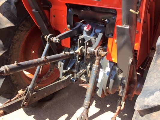 ขายรถไถ Kubota L3608(4WD) พร้อมใบมีดและโรตารีช้าง รถสีเดิม พร้อมใช้งาน