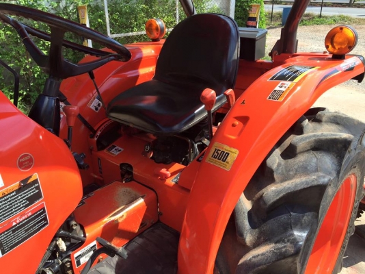 ขายรถไถ Kubota L3608(4WD) พร้อมใบมีดและโรตารีช้าง รถสีเดิม พร้อมใช้งาน