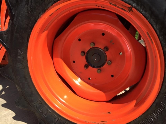 ขายรถไถ Kubota L3608(4WD) พร้อมใบมีดและโรตารีช้าง รถสีเดิม พร้อมใช้งาน ขายรถไถ Kubota L3608(4WD) พร้อมใบมีดและโรตารีช้าง รถสีเดิม พร้อมใช้งาน
