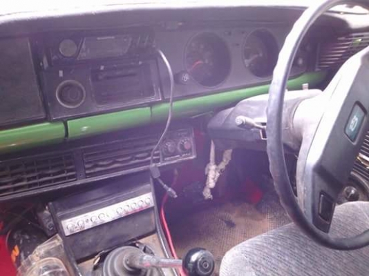 ขายรถเก๋ง TOYOTA  RN สภาพพร้อมใช้งาน ทะเบียนพร้อม