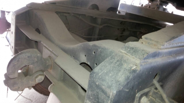 รถฮีโน่ 10 ล้อ หัวลาก FM1J  260 แรงม้า. ปี 48  ( ขาย เฉพาะแม่. )    สนใจติดต่อ  081 - 6079515