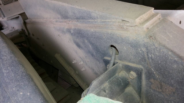 รถฮีโน่ 10 ล้อ หัวลาก FM1J  260 แรงม้า. ปี 48  ( ขาย เฉพาะแม่. )    สนใจติดต่อ  081 - 6079515