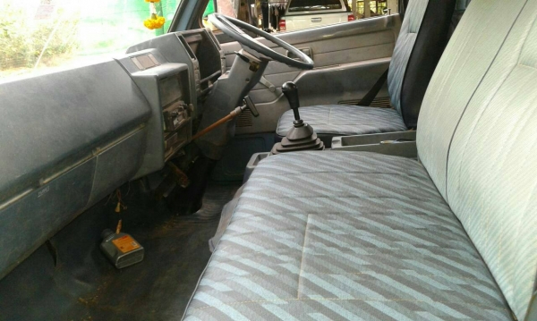 ขายรถ6ล้อ NPR115แรง เกียร์สั้น เฟืองท้ายใหญ่ เครื่องดีแคชซีสวย สภาพพร้อมใช้งาน เอกสารพร้อมโอน สนใจโทร 090-8588220คุณนะ 093-3258446คุณบิว หรือเข้าดูสินค้าอื่นๆได้ที่ www.truck.in.th/498 หรือเพจFacebook ณรงค์ ซื้อขายรถมือสอง (เว็บไซต์ส่วนตัว) หรือFacebook ต