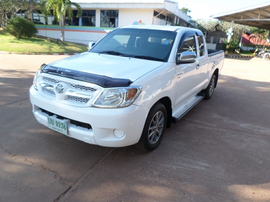ขายรถกระบะTOYOTA HILUX VIGO D4D 2.5J X-TRA CAB ปี2004 รถบ้านแท้รถคุณหมอขับมาทำงานทุกวันอยู่โรงพยาบาลปทุมราชวงศา รถสวยจัดสะอาดทั้งภายนอกและภายในเดิมบาง สีขาวมุกสวยๆ เครื่อง-เกียร-ช่วงล่างแน่น แอร์หนาว+ชีดี MP3+ ล้อแม๊ก+ยางดี4เส้น ตัวถังเดิมบางไม่มีชน เอกสา