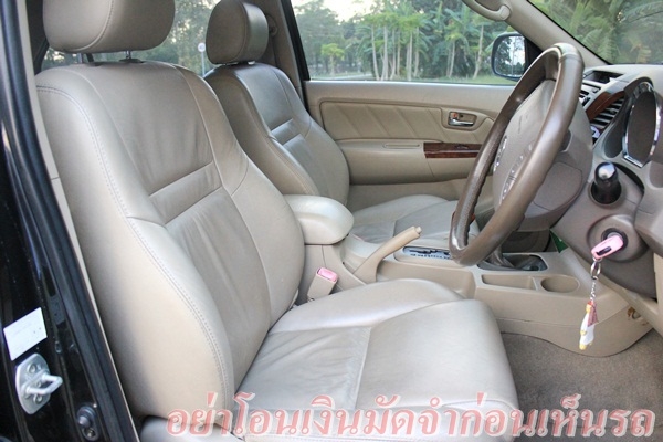 ตัวTop 4WD เครื่องดีเซล รถสวยขับดี พร้อมใช้มากๆค่ะ