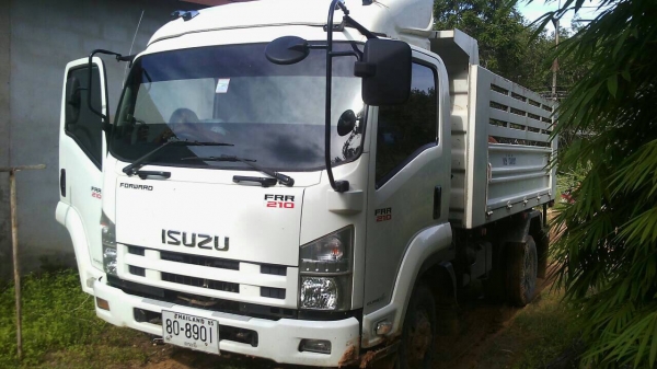 ขายดาวน์ isuzu 210 ปลายปี56 ติดต่อ 080-1405528