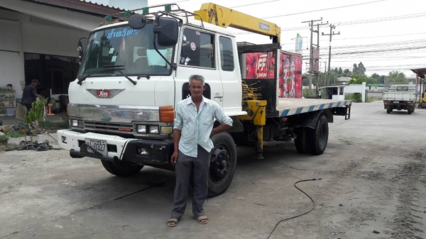 รถบรรทุกติดเครน ยี่ห้อ HINO   รุ่น FF173A ปีจดทะเบียน 2544 มีภาพวีดีโอประกอบการตัดสินใจด้วยครับ