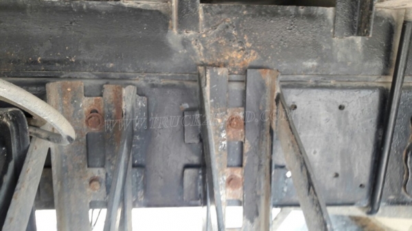 รถบรรทุกติดเครน ยี่ห้อ HINO   รุ่น FF173A ปีจดทะเบียน 2544 มีภาพวีดีโอประกอบการตัดสินใจด้วยครับ