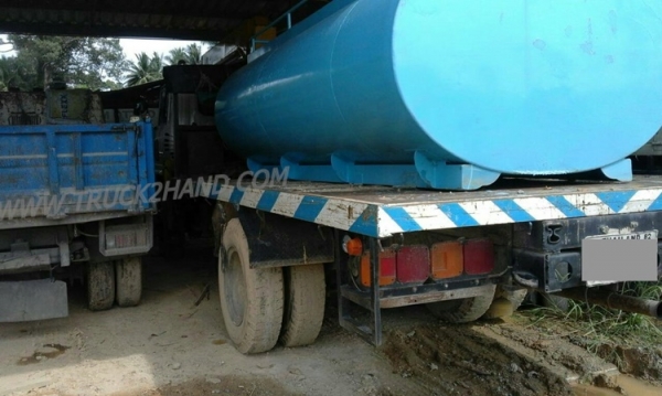 รถบรรทุกติดเครน ยี่ห้อ HINO   รุ่น FF173A ปีจดทะเบียน 2544 มีภาพวีดีโอประกอบการตัดสินใจด้วยครับ