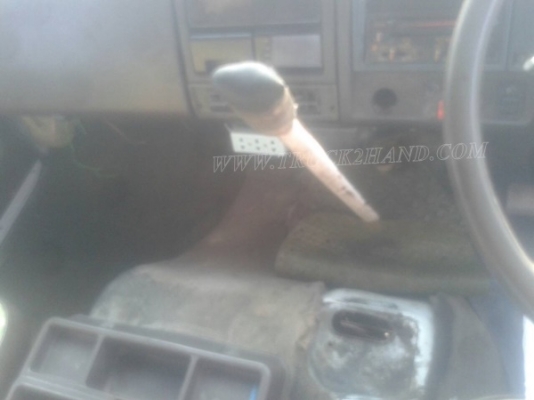 รถบรรทุกติดเครน ยี่ห้อ HINO   รุ่น FF173A ปีจดทะเบียน 2544 มีภาพวีดีโอประกอบการตัดสินใจด้วยครับ