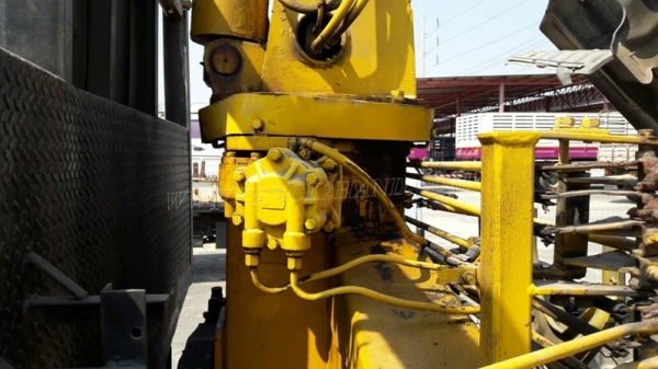 รถบรรทุกติดเครน ยี่ห้อ HINO   รุ่น FF173A ปีจดทะเบียน 2544 มีภาพวีดีโอประกอบการตัดสินใจด้วยครับ