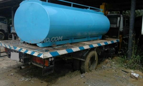 รถบรรทุกติดเครน ยี่ห้อ HINO   รุ่น FF173A ปีจดทะเบียน 2544 มีภาพวีดีโอประกอบการตัดสินใจด้วยครับ