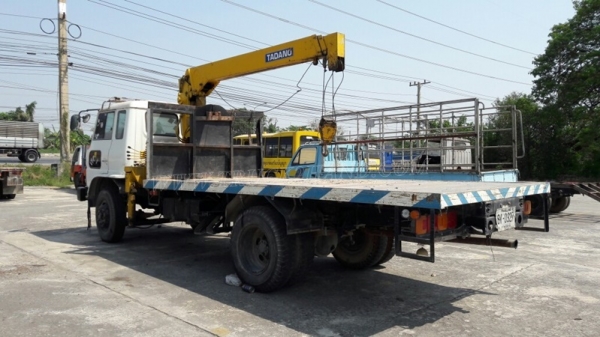 รถบรรทุกติดเครน ยี่ห้อ HINO   รุ่น FF173A ปีจดทะเบียน 2544 มีภาพวีดีโอประกอบการตัดสินใจด้วยครับ