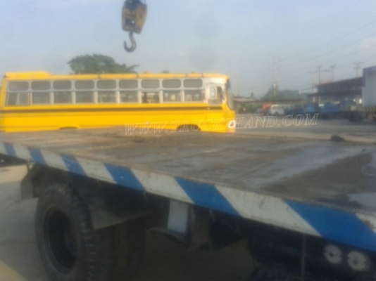 รถบรรทุกติดเครน ยี่ห้อ HINO   รุ่น FF173A ปีจดทะเบียน 2544 มีภาพวีดีโอประกอบการตัดสินใจด้วยครับ