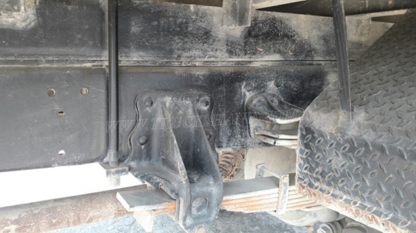 รถบรรทุกติดเครน ยี่ห้อ HINO   รุ่น FF173A ปีจดทะเบียน 2544 มีภาพวีดีโอประกอบการตัดสินใจด้วยครับ