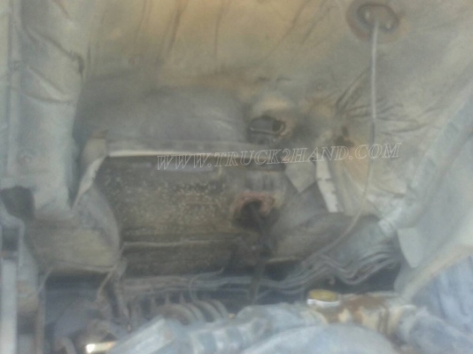 รถบรรทุกติดเครน ยี่ห้อ HINO   รุ่น FF173A ปีจดทะเบียน 2544 มีภาพวีดีโอประกอบการตัดสินใจด้วยครับ