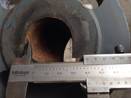 ขายชุดปั้มน้ำหอยโข่ง Ebara ขนาดเข้า 2นิ้ว ออก 1.5นิ้ว ใบพัดทองเหลือง พร้อมมอเตอร์ Hitachi 7.5HP. 380V 2800rpm. สภาพสวยมาก มี 2 ชุด ครับ