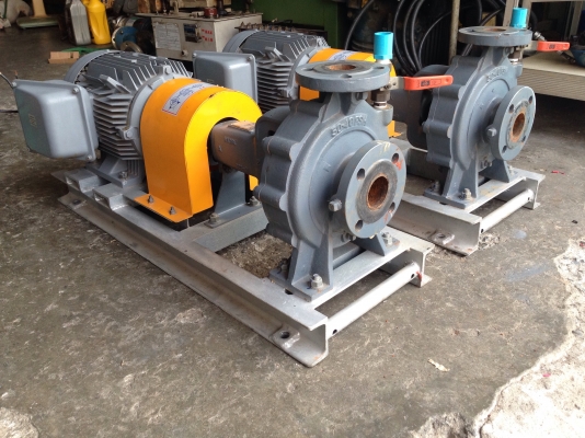 ขายชุดปั้มน้ำหอยโข่ง Ebara ขนาดเข้า 2นิ้ว ออก 1.5นิ้ว ใบพัดทองเหลือง พร้อมมอเตอร์ Hitachi 7.5HP. 380V 2800rpm. สภาพสวยมาก มี 2 ชุด ครับ