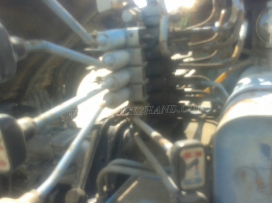 รถบรรทุกติดเครน HINO  เครนยี่ห้อ TADANO 195 แรงม้า ปีจดทะเบียน 2541