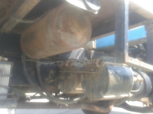 รถบรรทุกติดเครน HINO  เครนยี่ห้อ TADANO 195 แรงม้า ปีจดทะเบียน 2541