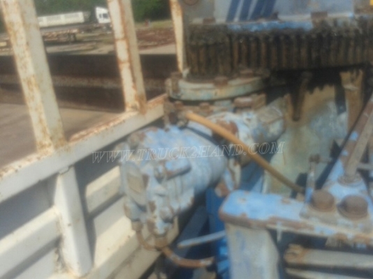 รถบรรทุกติดเครน HINO  เครนยี่ห้อ TADANO 195 แรงม้า ปีจดทะเบียน 2541