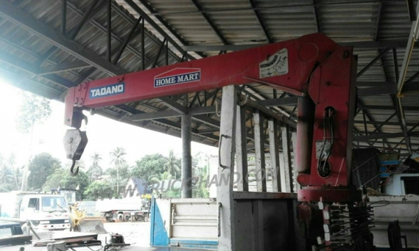 รถบรรทุกติดเครน HINO  เครนยี่ห้อ TADANO 195 แรงม้า ปีจดทะเบียน 2541