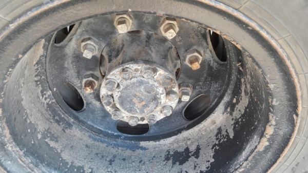 รถบรรทุกติดเครน HINO  เครนยี่ห้อ TADANO 195 แรงม้า ปีจดทะเบียน 2541