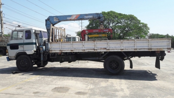 รถบรรทุกติดเครน HINO  เครนยี่ห้อ TADANO 195 แรงม้า ปีจดทะเบียน 2541