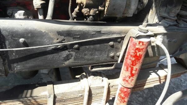 รถบรรทุกติดเครน HINO  เครนยี่ห้อ TADANO 195 แรงม้า ปีจดทะเบียน 2541