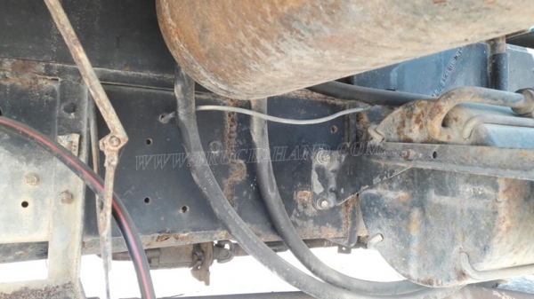 รถบรรทุกติดเครน HINO  เครนยี่ห้อ TADANO 195 แรงม้า ปีจดทะเบียน 2541