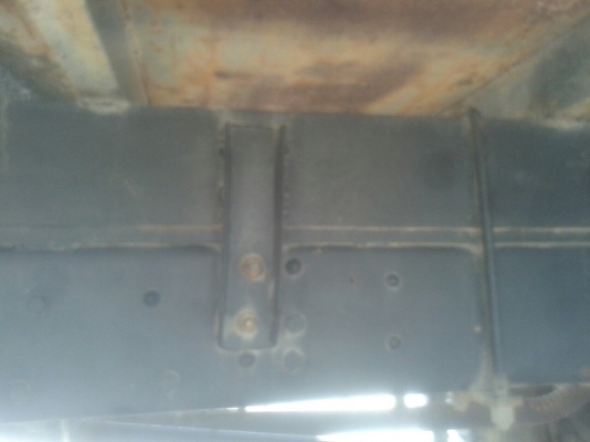 รถบรรทุกติดเครน HINO  เครนยี่ห้อ TADANO 195 แรงม้า ปีจดทะเบียน 2541