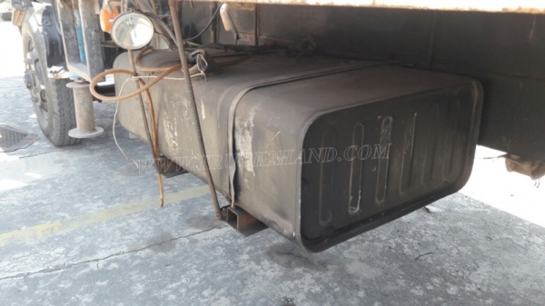 รถบรรทุกติดเครน HINO  เครนยี่ห้อ TADANO 195 แรงม้า ปีจดทะเบียน 2541