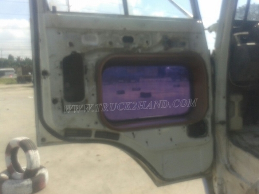 รถบรรทุกติดเครน HINO  เครนยี่ห้อ TADANO 195 แรงม้า ปีจดทะเบียน 2541