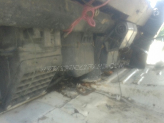 รถบรรทุกติดเครน HINO  เครนยี่ห้อ TADANO 195 แรงม้า ปีจดทะเบียน 2541