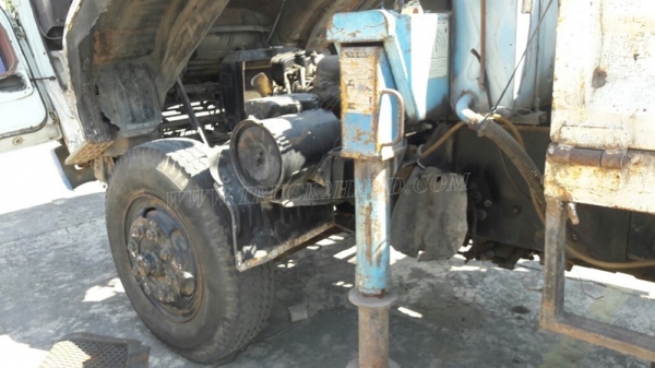 รถบรรทุกติดเครน HINO  เครนยี่ห้อ TADANO 195 แรงม้า ปีจดทะเบียน 2541