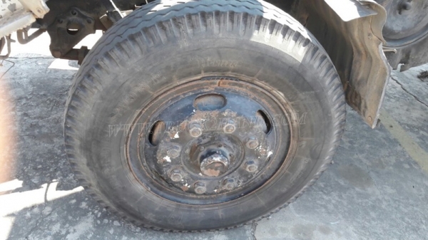 รถบรรทุกติดเครน HINO  เครนยี่ห้อ TADANO 195 แรงม้า ปีจดทะเบียน 2541