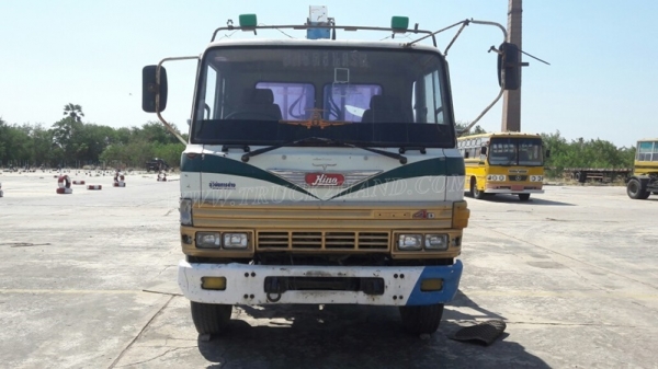 รถบรรทุกติดเครน HINO  เครนยี่ห้อ TADANO 195 แรงม้า ปีจดทะเบียน 2541