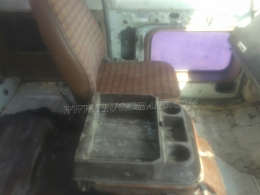 รถบรรทุกติดเครน HINO  เครนยี่ห้อ TADANO 195 แรงม้า ปีจดทะเบียน 2541