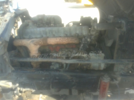 รถบรรทุกติดเครน HINO  เครนยี่ห้อ TADANO 195 แรงม้า ปีจดทะเบียน 2541